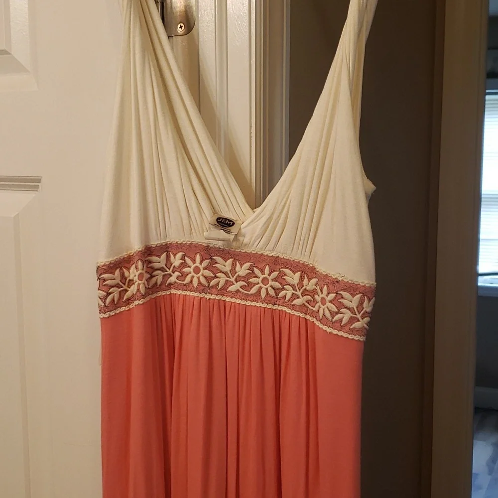 $5/$25- J&M Clothing Maxi Dress - - Picture 3 of 6